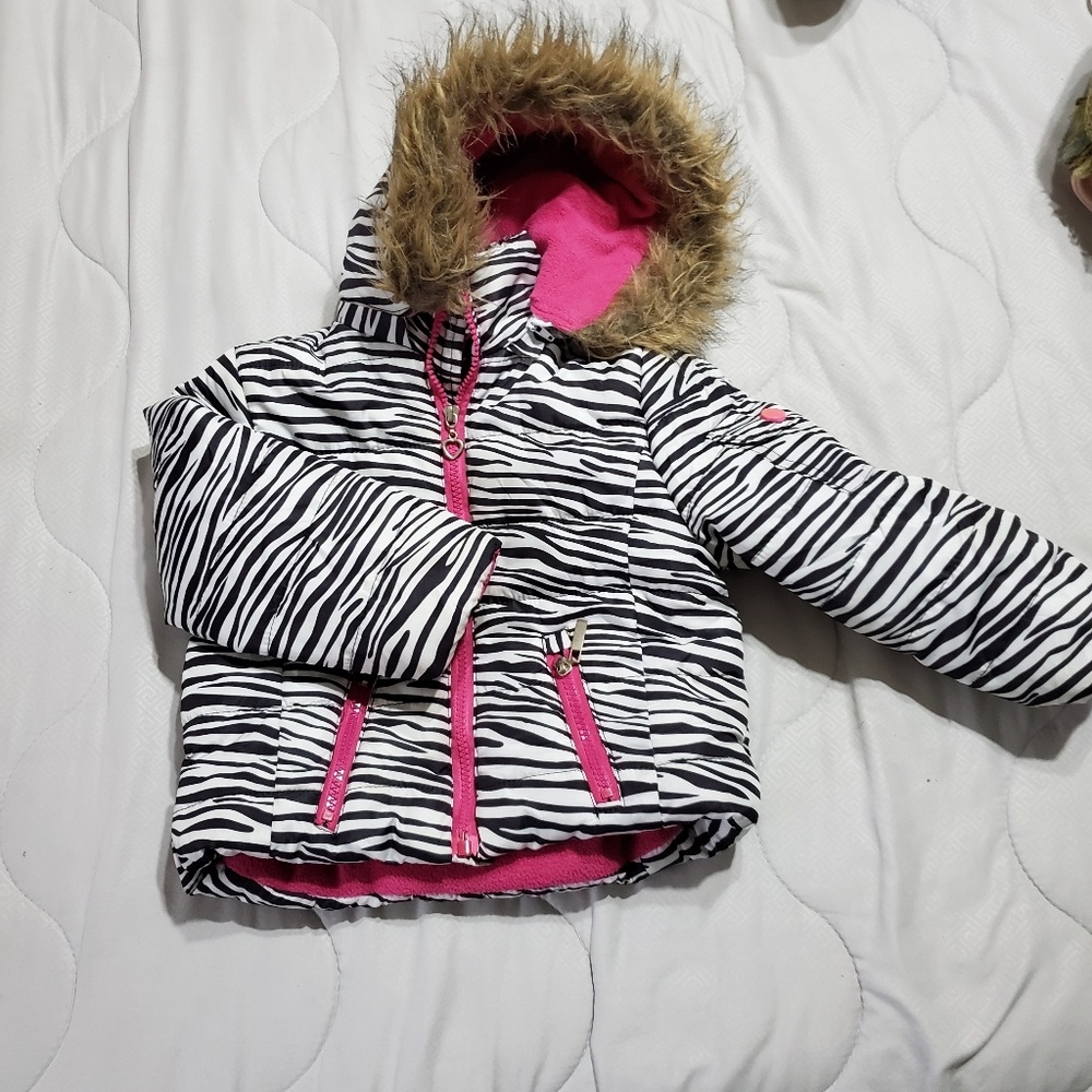 Dollhouse ♡ pink zebra coat ♡ hoodie